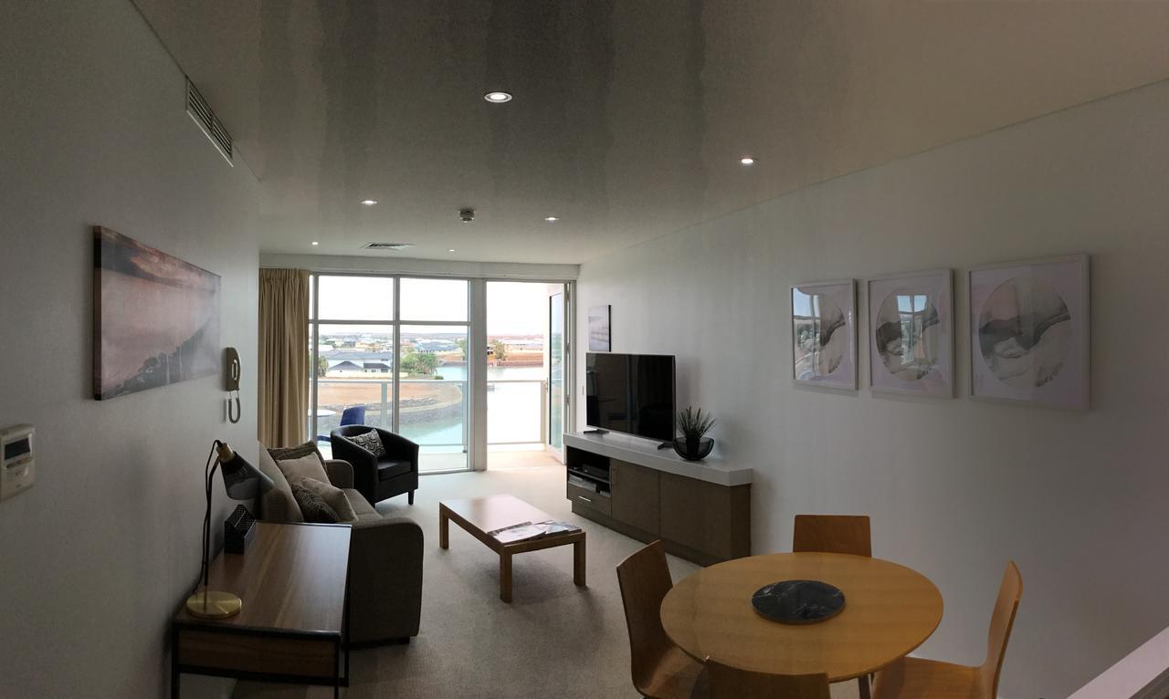 Wallaroo Marina Waterfront Luxe Apartment Екстериор снимка